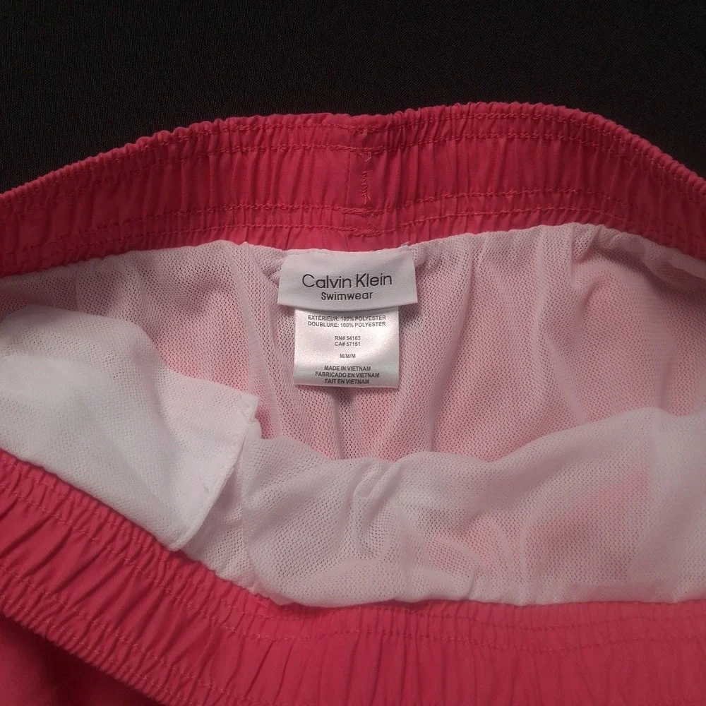Calvin Klein Men's‎ Swim Shorts, Med, Pink, Pockets Galor